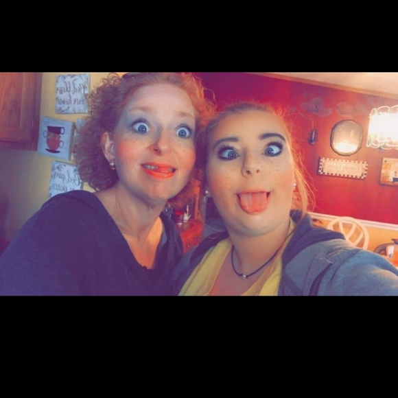 Meet your Posher, Libb - Picture 2 of 4